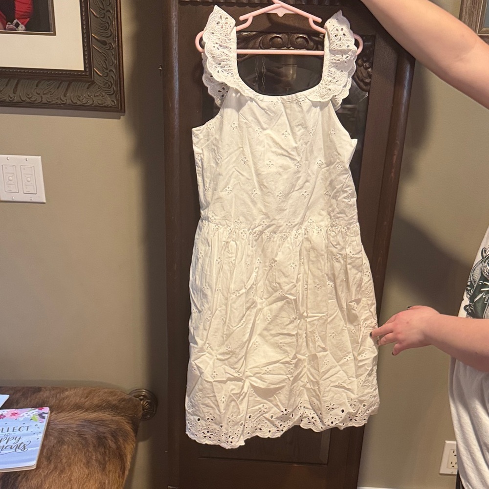 GAP White Eyelet Casual Dress